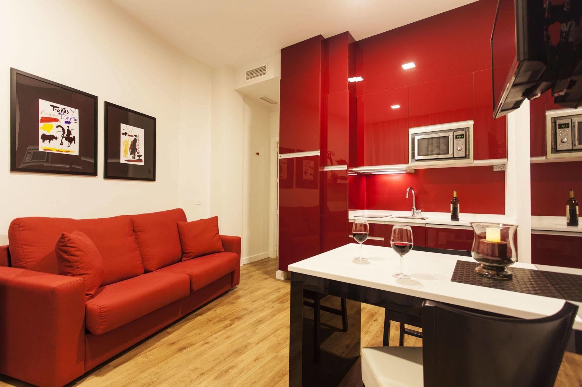 Picasso Suites Малага Екстериор снимка