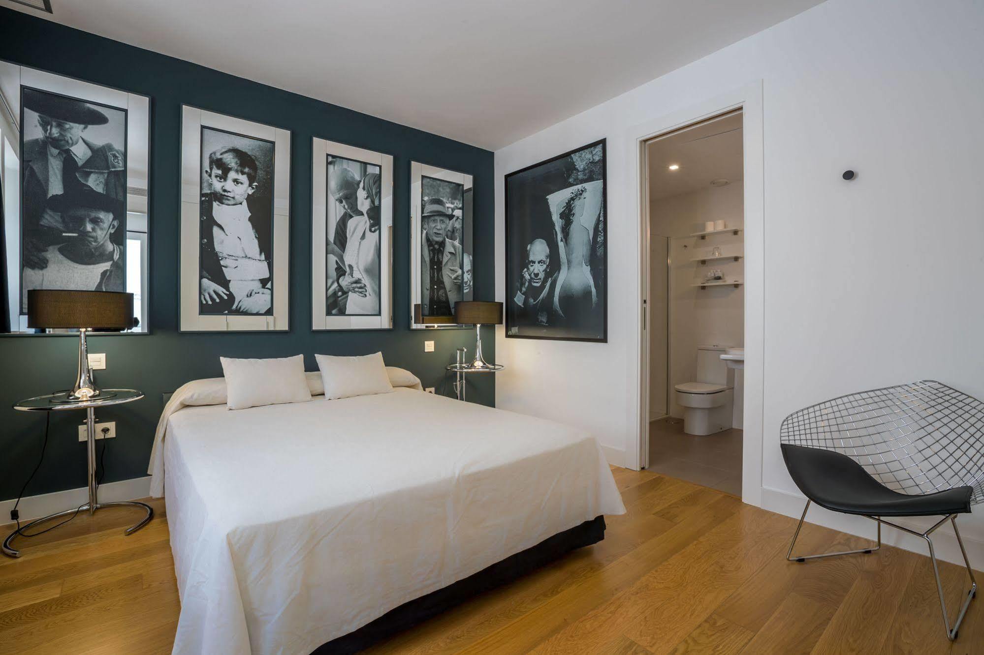 Picasso Suites Малага Екстериор снимка